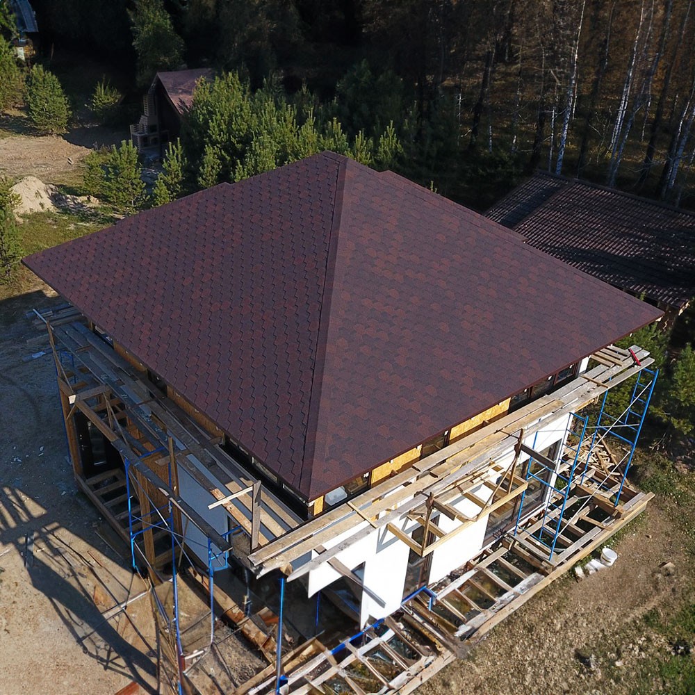 Шатровая крыша в Плавске и Тульской области